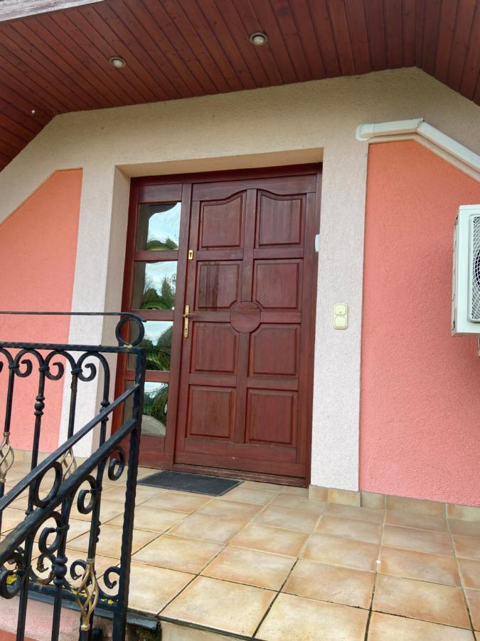 Apartment Roman Villa Hévíz Екстериор снимка